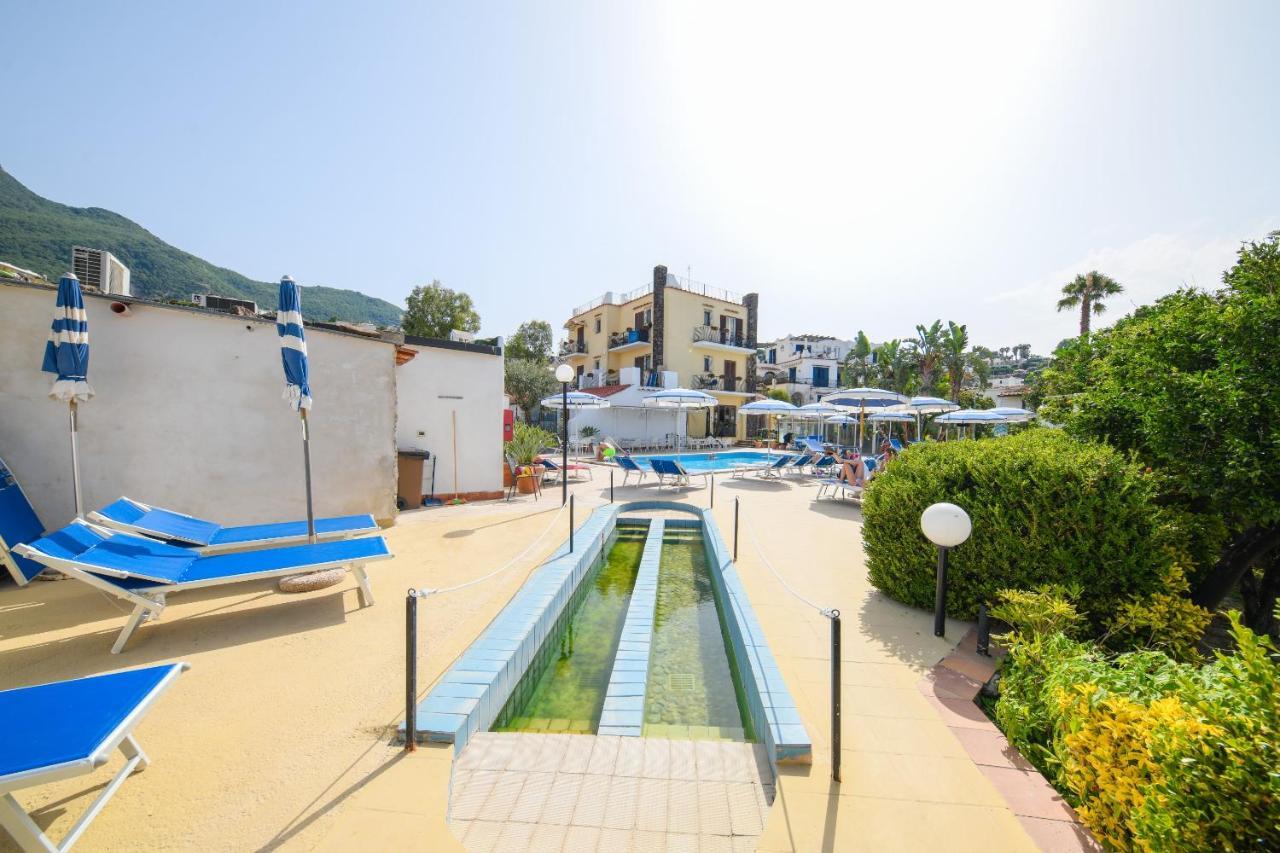 Hotel Terme Principe Lacco Ameno  ภายนอก รูปภาพ
