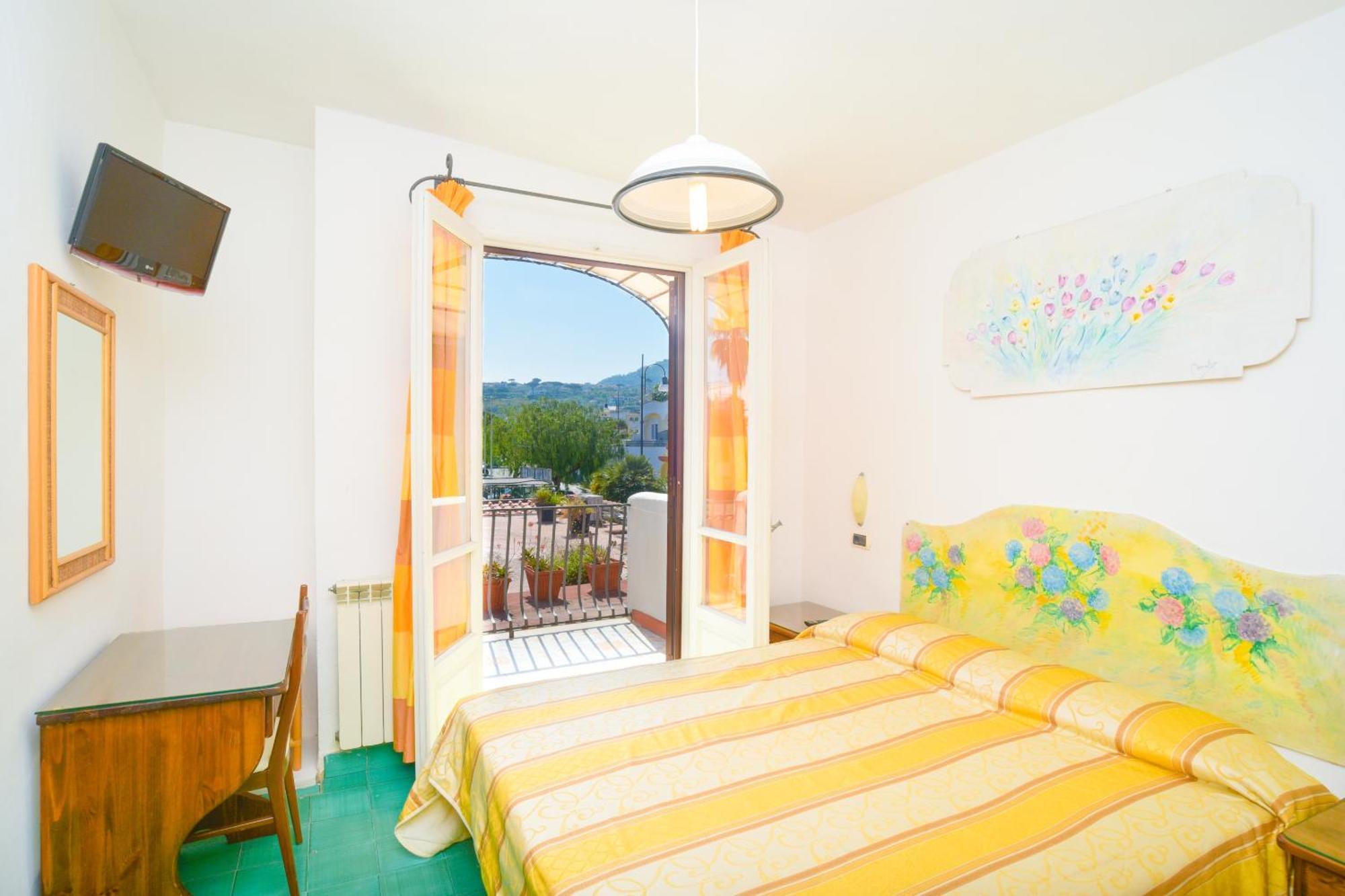 Hotel Terme Principe Lacco Ameno  ภายนอก รูปภาพ